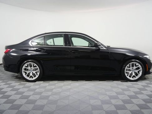 Used 2025 BMW 330i xDrive Sedan w/ Convenience Package AWD/4WD image 2