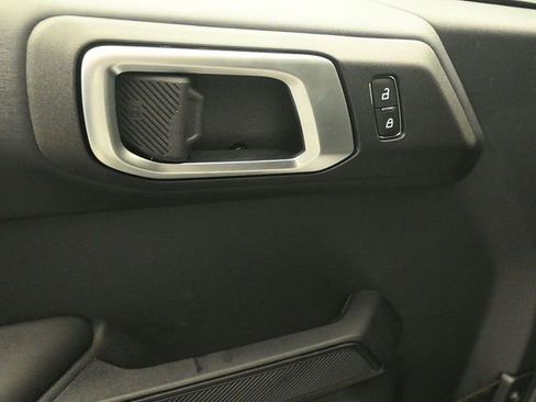 New 2026 Ford Bronco Outer Banks AWD/4WD image 13