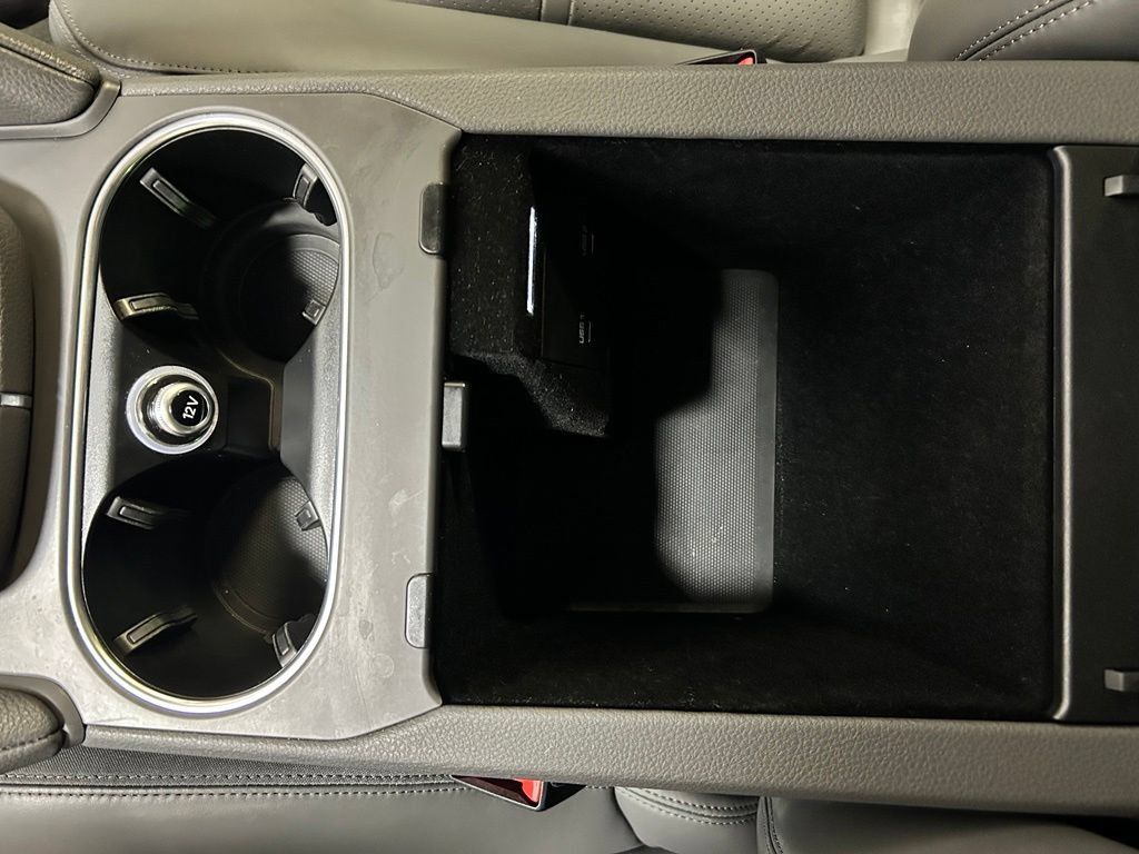 Certified 2020 Porsche Cayenne AWD/4WD image 23
