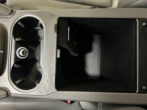 Certified 2020 Porsche Cayenne AWD/4WD image 23