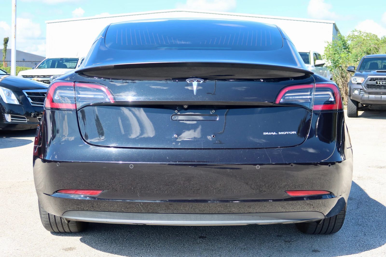 Used 2018 Tesla Model 3 Long Range AWD/4WD image 3