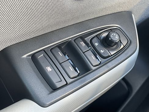 Certified 2025 Subaru Forester Base image 16