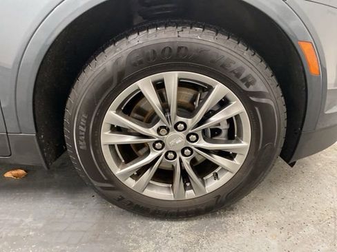 Used 2021 Cadillac XT5 Premium Luxury w/ LPO, Floor Liner Package image 32