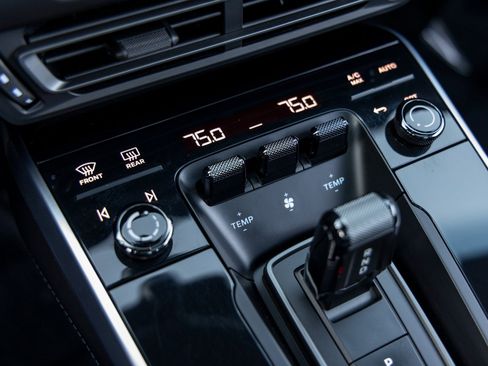 Certified 2022 Porsche 911 Turbo image 42