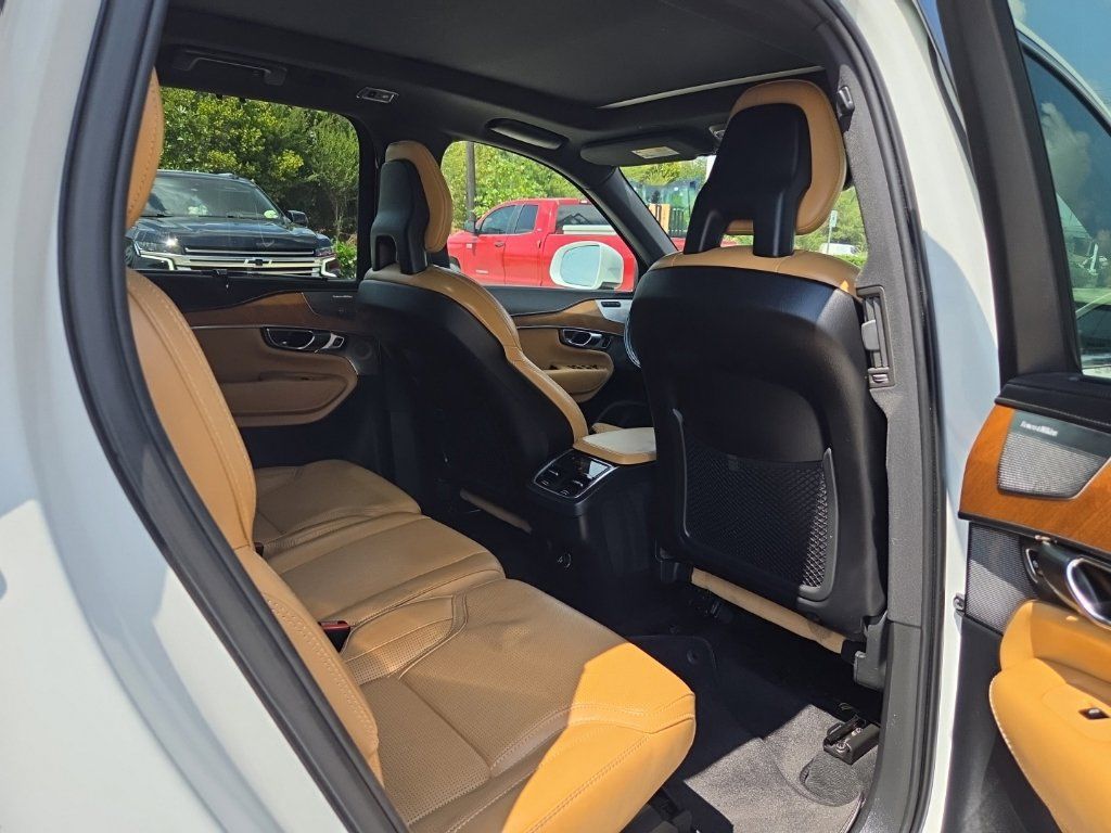 Used 2020 Volvo XC90 T6 Inscription w/ Protection Package Premier AWD/4WD image 12