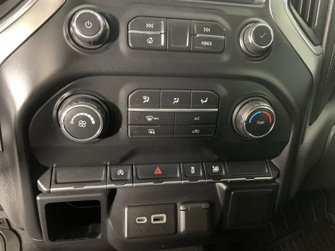 Used 2020 Chevrolet Silverado 1500 LT image 14