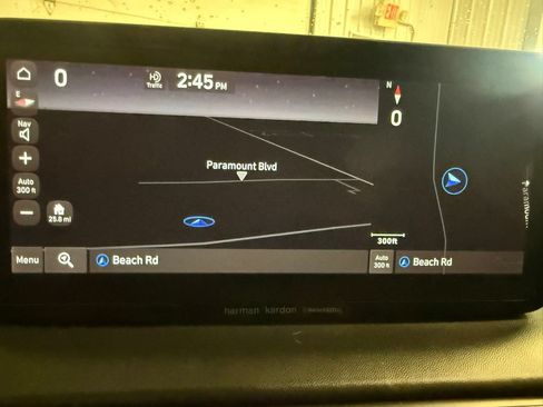 Used 2021 Hyundai Santa Fe Limited AWD/4WD image 33