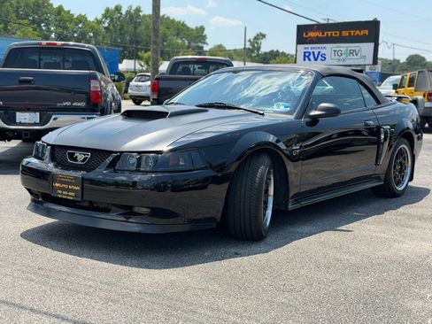 Used 2001 Ford Mustang GT RWD image 11