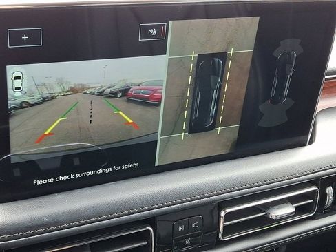 Used 2023 Lincoln Nautilus Reserve w/ Equipment Group 201A image 19