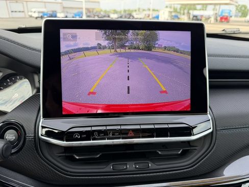 New 2026 Jeep Compass Latitude AWD/4WD image 20