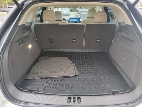 Certified 2023 Lincoln Nautilus Reserve image 35