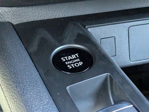 New 2026 Nissan Kicks SV image 27