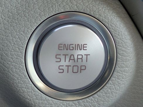 New 2025 Kia Telluride S image 39