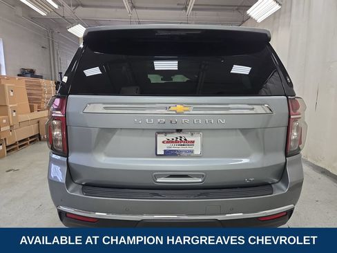 Used 2024 Chevrolet Suburban LT w/ LT Signature Plus Package AWD/4WD image 40