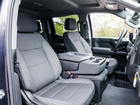 Used 2022 Chevrolet Silverado 1500 Custom image 30