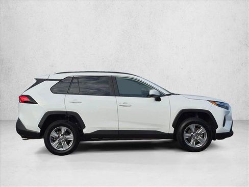 Used 2024 Toyota RAV4 XLE FWD image 4
