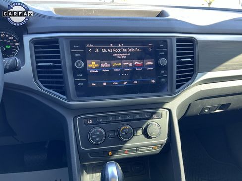 Used 2021 Volkswagen Atlas SE w/ Panoramic Sunroof Package image 12