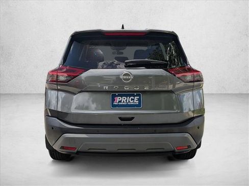 Used 2022 Nissan Rogue S FWD image 7