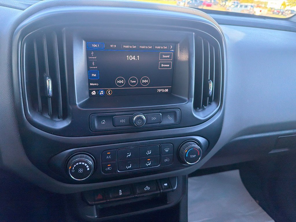 Used 2020 Chevrolet Colorado W/T w/ WT Convenience Package AWD/4WD image 16