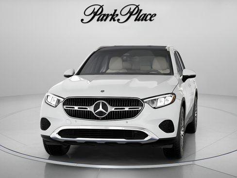 Used 2026 Mercedes-Benz GLC 300 4MATIC image 37