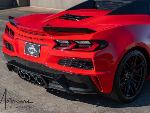 Used 2023 Chevrolet Corvette Z06 image 28