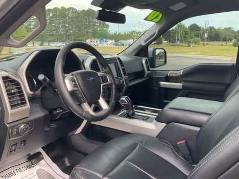Used 2020 Ford F150 Lariat AWD/4WD image 12
