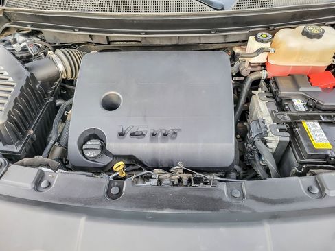 Certified 2020 Chevrolet Traverse LT image 24