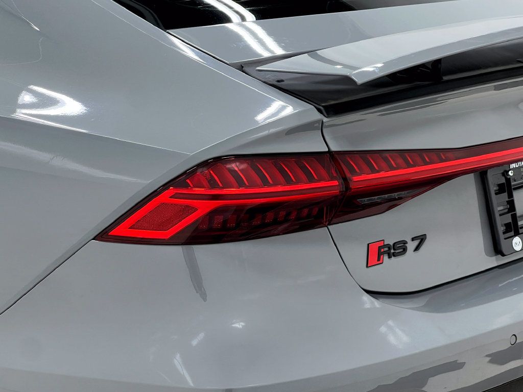 Used 2021 Audi RS 7 Sportback AWD/4WD image 36