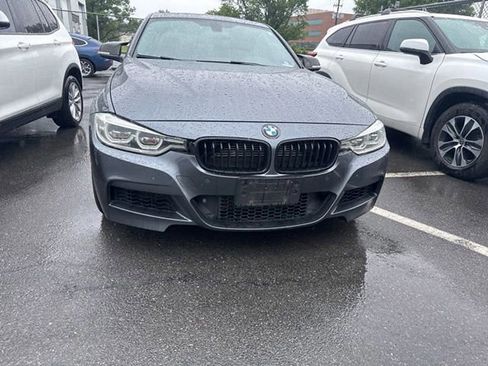 Used 2017 BMW 340i xDrive Sedan AWD/4WD image 3