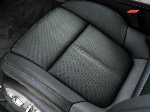 New 2026 Porsche Macan image 68