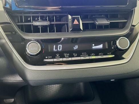 Used 2026 Toyota Corolla LE FWD image 16