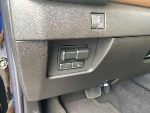New 2026 GMC Canyon AT4 w/ Technology Plus Package AWD/4WD image 22