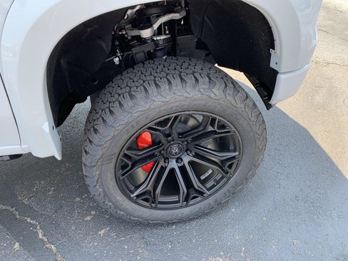New 2025 Chevrolet Silverado 1500 RST AWD/4WD image 40