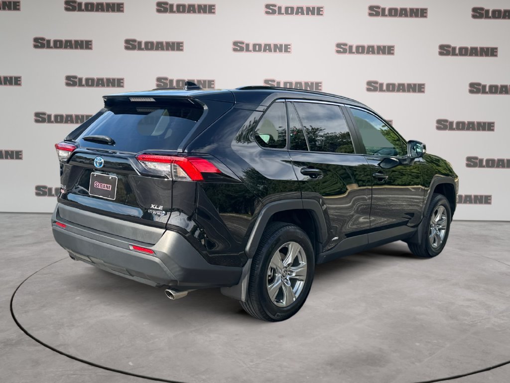Used 2024 Toyota RAV4 XLE w/ Convenience Package AWD/4WD image 5