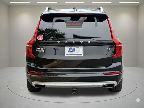 Used 2019 Volvo XC90 T6 Momentum w/ Protection Package Premier AWD/4WD image 7