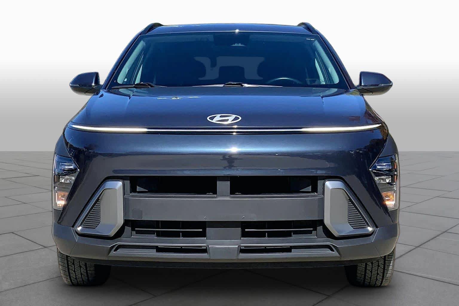 Used 2024 Hyundai Kona SEL AWD/4WD image 4