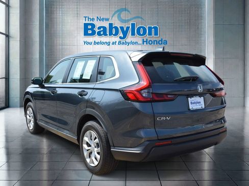 Used 2023 Honda CR-V LX image 3