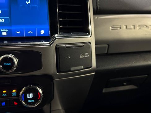Used 2022 Ford F450 Lariat w/ Lariat Value Package AWD/4WD image 10