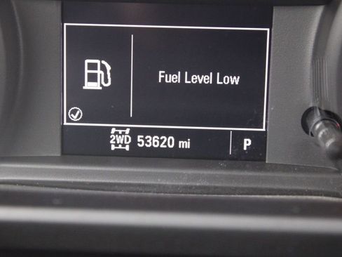 Used 2022 Chevrolet Silverado 2500 Custom w/ Custom Convenience Package image 31