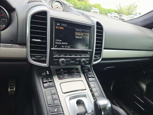 Used 2014 Porsche Cayenne GTS AWD/4WD image 12