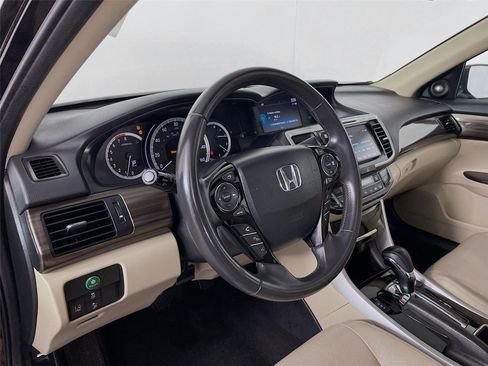 Used 2017 Honda Accord EX-L image 15
