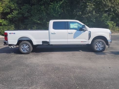 New 2026 Ford F250 Lariat image 2