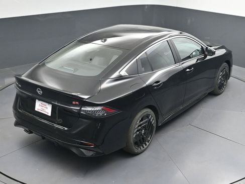 New 2026 Nissan Sentra SR w/ SR Premium Package FWD image 34