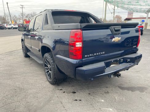 Used 2008 Chevrolet Avalanche LTZ w/ LTZ Preferred Equipment Group image 7