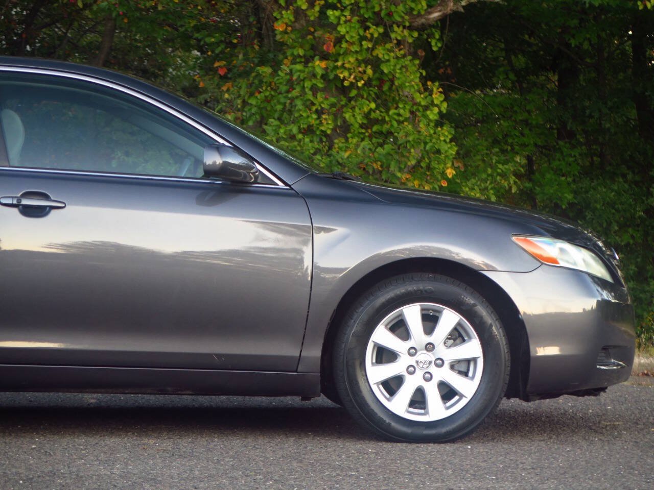 Used 2007 Toyota Camry Hybrid FWD image 30