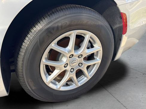 New 2026 Chrysler Pacifica Select FWD image 36