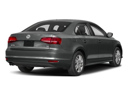 Used 2018 Volkswagen Jetta SEL FWD image 2