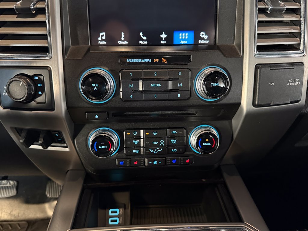 Used 2017 Ford F350 Platinum w/ Platinum Ultimate Package AWD/4WD image 28