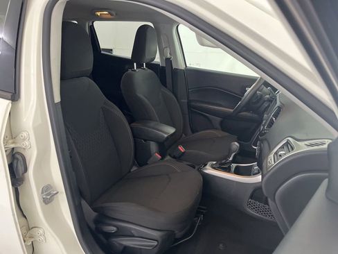 Used 2018 Jeep Compass Sport FWD image 22