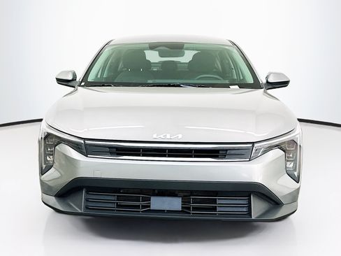 Used 2025 Kia K4 FWD image 2